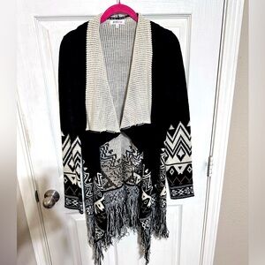 JUSTFAB black white sweater cardigan